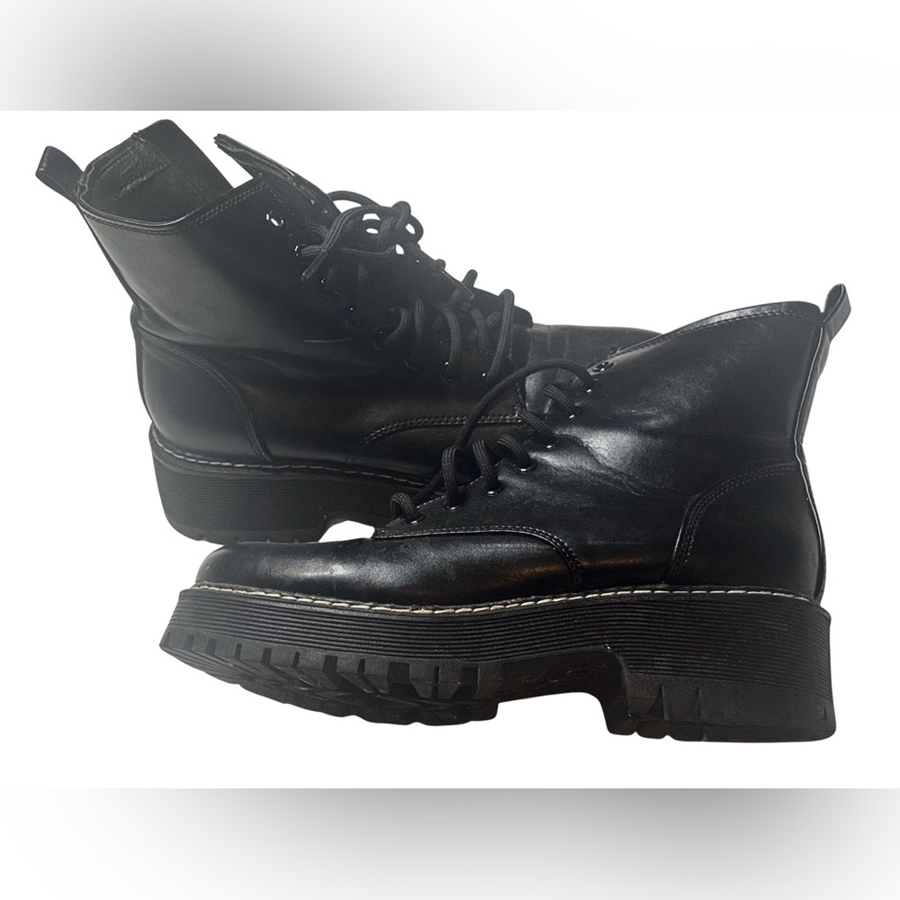 Black Leather Women’s Boots